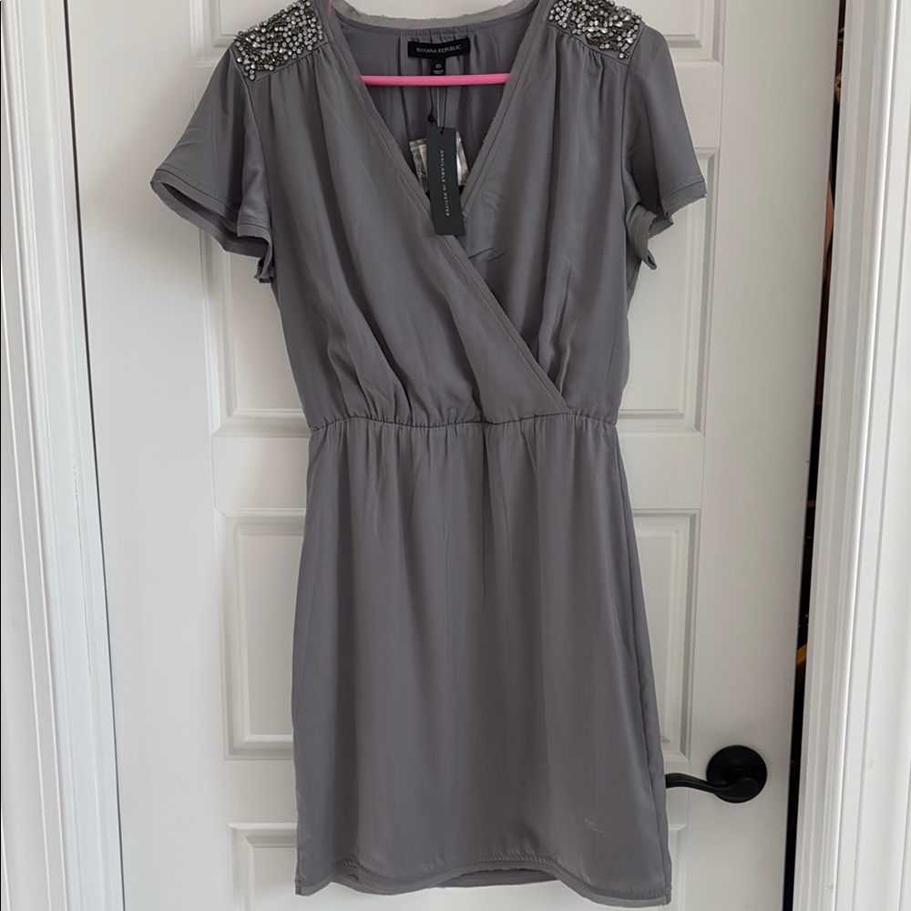 Banana Republic Gray Flutter Sleeve Sheath Dress